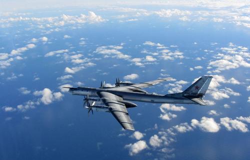 争夺激烈!为了这片资源要地,美俄战机不期而遇