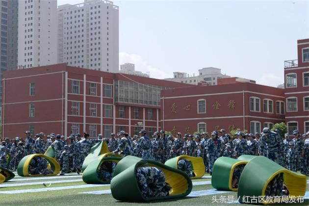 红古区乐宝堡幼儿园庆 六一 梦幻海陆空 大型亲