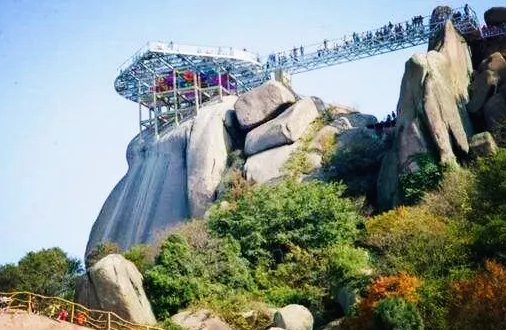 比张家界玻璃栈道刺激520倍！心形玻璃栈道超想去！