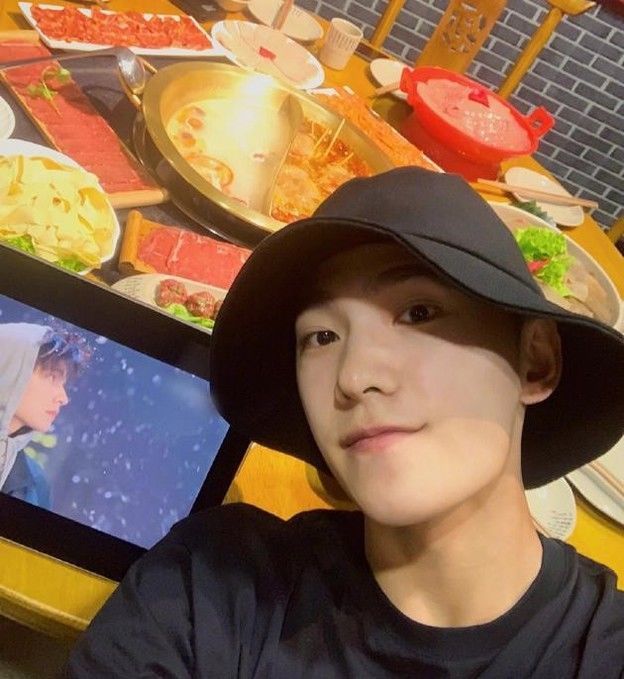 原创 杨洋微博晒照片,难得与粉丝互动,消失的杨洋去哪了? 亚洲城正宗手机版