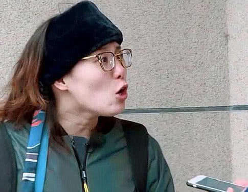 当傅园慧遇上网红冰激凌,调皮互动太好笑,你俩