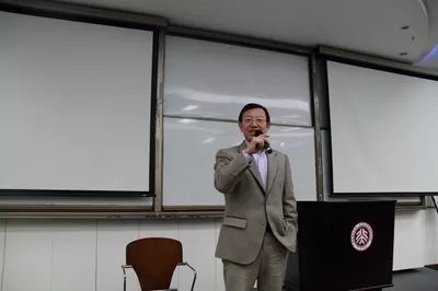 中国最富学者:复旦大学一教授身家100亿引热议