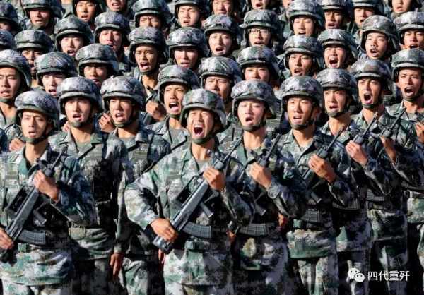 外国人眼中的解放军:日本人的评价让美国暴怒