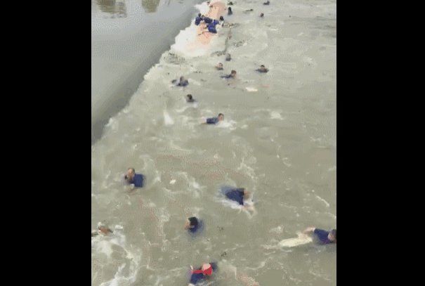 死亡 17 人的桂林翻船事故给柳州龙舟赛什么警