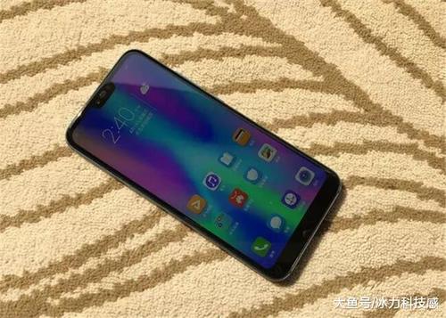 华为荣耀20即将上市,麒麟980+水滴屏,网友:荣