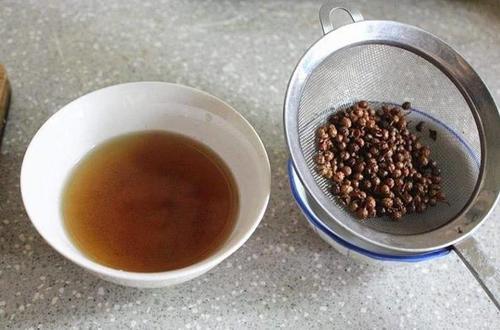 蜂蜜加什么通便最好 t0161de0056ae66075e.jpg