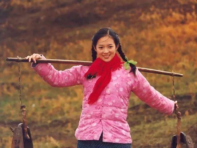 章子怡扔刘烨的鞋,怼郑爽的戏,她凭什么如此任