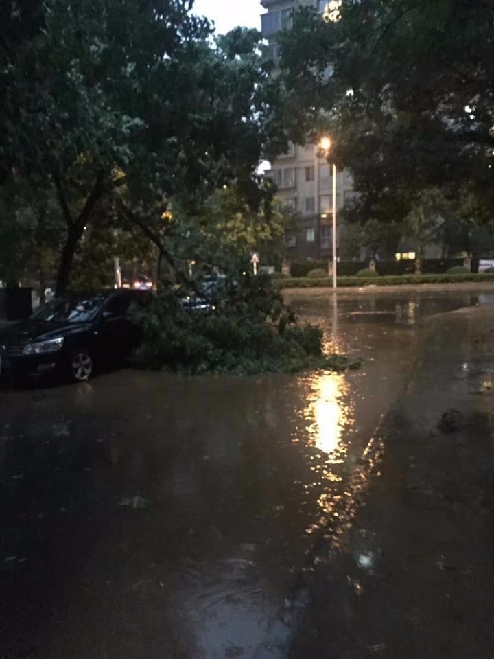 强对流天气来袭 绍兴各地出现大风大雨冰雹天气