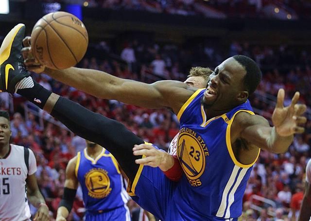 输不起?威少恶意犯规,NBA众球星有什么反应?