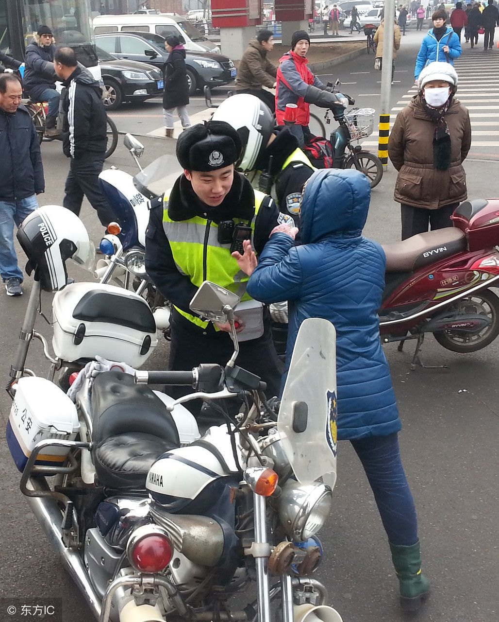 太原已有4442辆电动车上牌,网友:下一步该严惩