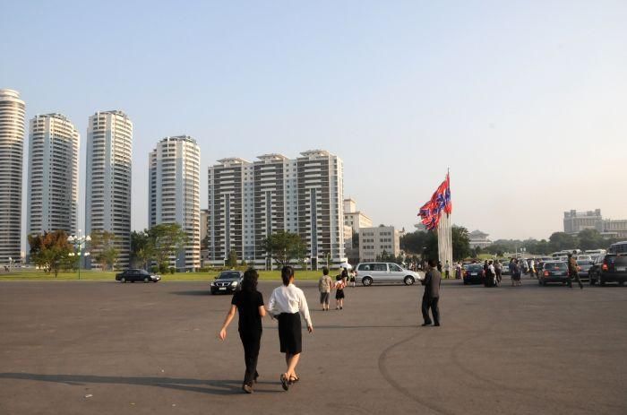 朝鲜女人的婚恋观在变，以前清一色嫁给兵哥哥，如今喜欢外国人