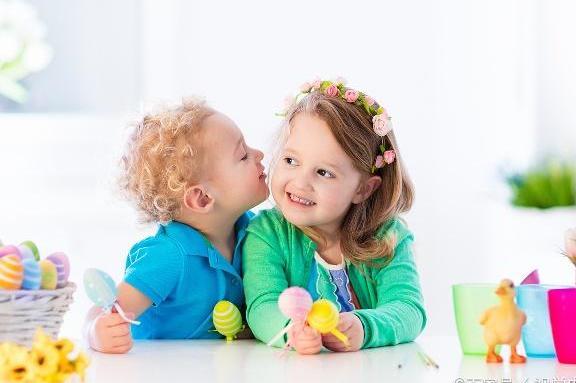 23岁傅园慧离不开摸摸,孩子为什么会出现恋