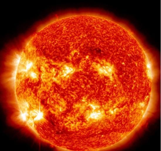 地球太阳的年龄是谁