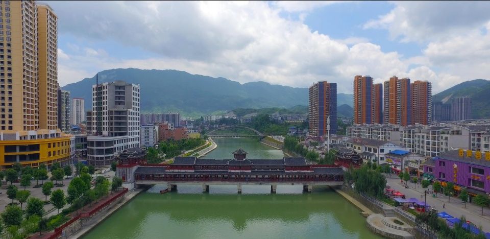 调控就像打敌鼠，哪里出头打哪里，这次是丹东