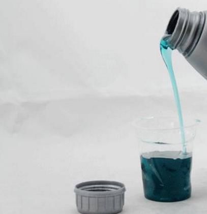 摩托车机油要怎么分辨好坏?