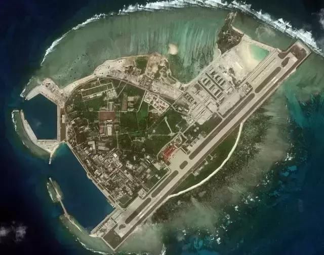 中国轰6K轰炸机起降南海岛礁,背后却隐藏对此