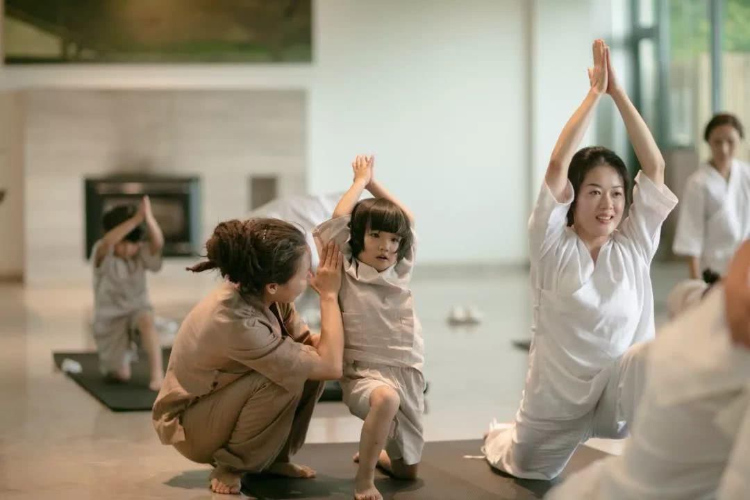 我在梨花盛开的听紫云，候你佳音！