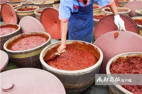 一盒郫县豆瓣酱加点儿糖就让美国人疯抢!你们