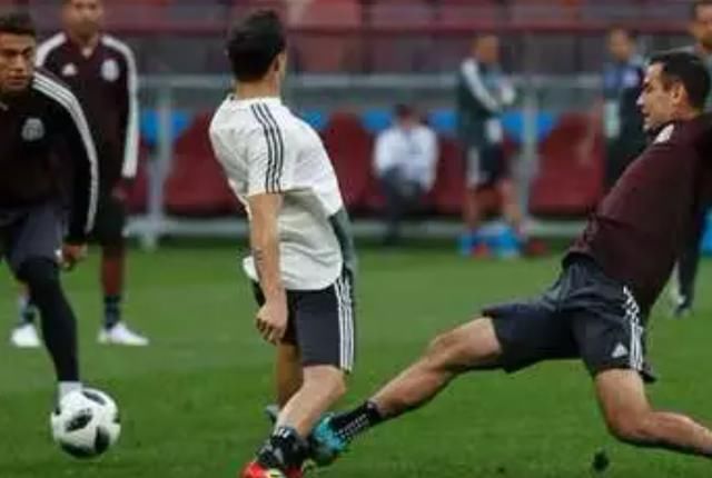 受困扰的德国首场比赛面对墨西哥,以胜利提升