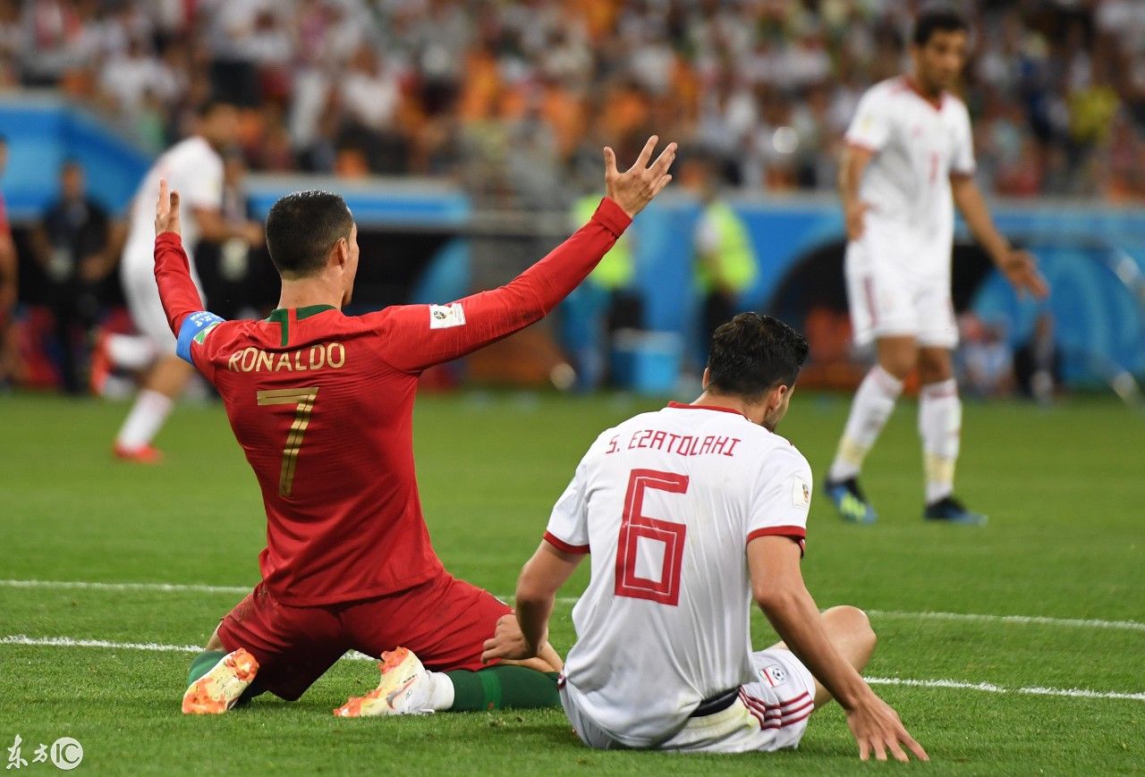 世界杯VAR抢戏,C罗险些被录像裁判淘汰,点球
