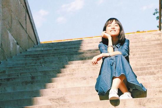 四川高考文科663分考生陈嘉仪:我想成为闪闪发