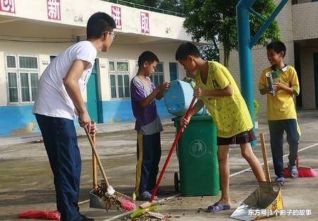 保洁阿姨意外晕倒之后,本来得知不用再做这个