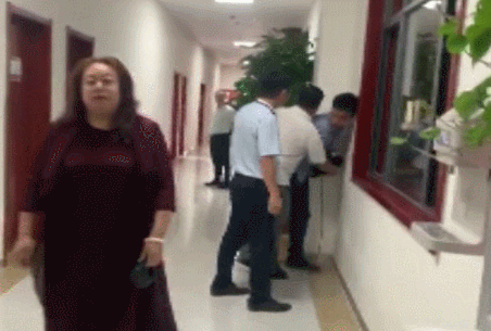 河南省中医院医生护士成“业务员”  每人需拉5个人住院