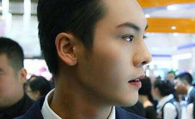 元气少女陈乐一,一首青鸟惊艳全场,陈伟霆坐不