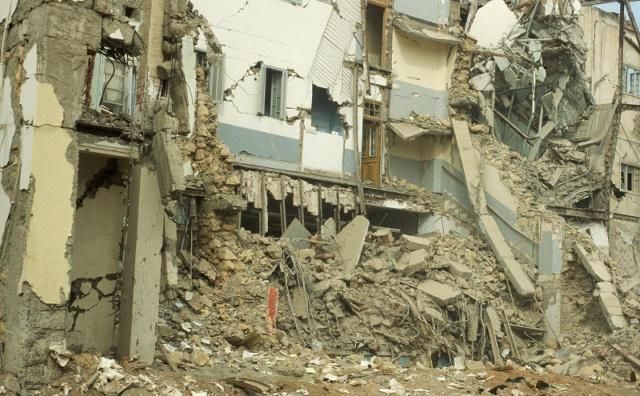 四川是容易地震吗