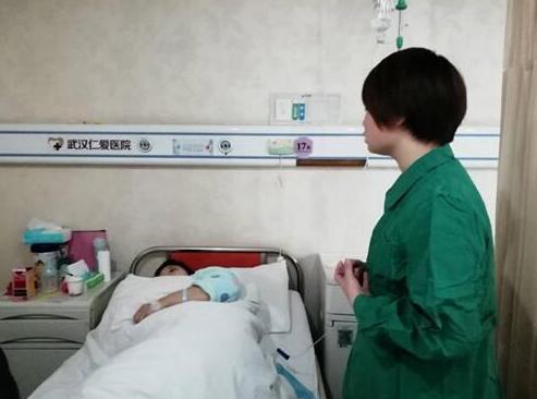 医生助力熊猫血孕妇成功顺产3050g宝宝
