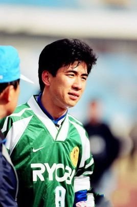 中国男子足球选手左脚踢球最厉害11人,邵佳一