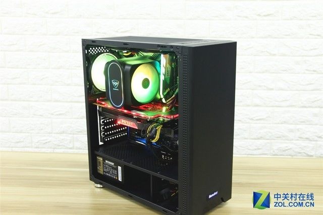 轻装挑战重装 航嘉GS500C打造强体验