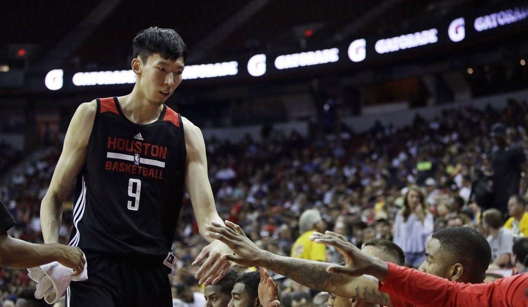 周琦加盟辽宁男篮,小丁被裁消息未果,12号日本