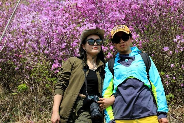 白山户外群关门砬子观映山红休闲一日游