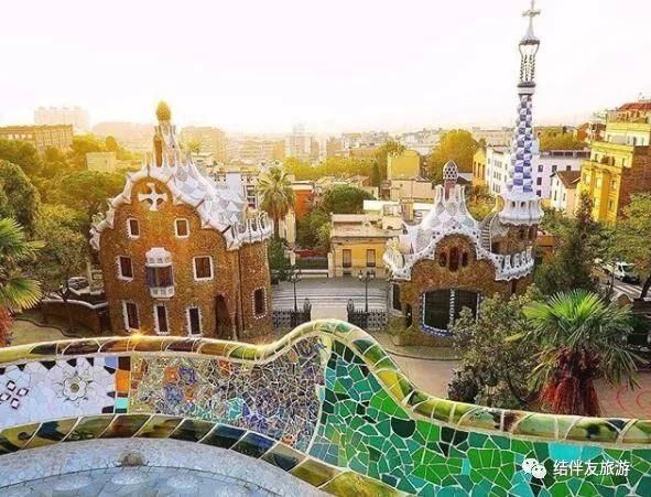 巴塞罗那丰盛多彩的西班牙港市