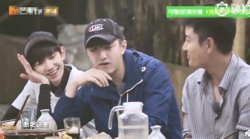 贾乃亮默认离婚?节目中与沈梦辰玩游戏,却自曝