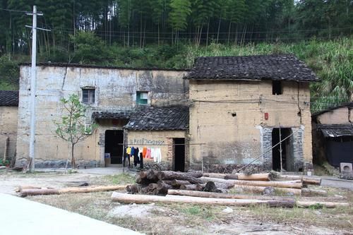 今年起，农村三类房屋保不住了，两种能发大财，大家要心里有数