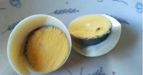 鸡蛋黄上的黑膜可能致病,这样煮鸡蛋更健康,