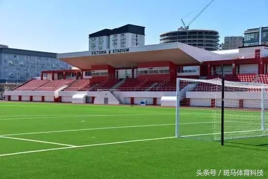 世界杯无阻欧冠重燃战火 四队率先登场 一队曾