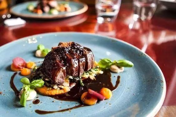 你和美食博主之间,可能只差了这几个摆盘技巧