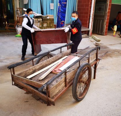 赣州银行各机构开展学雷锋日主题志愿活动