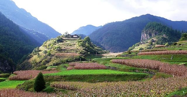 这个云南小山村，被老外评为“中国第一村”！中国人却很少知道