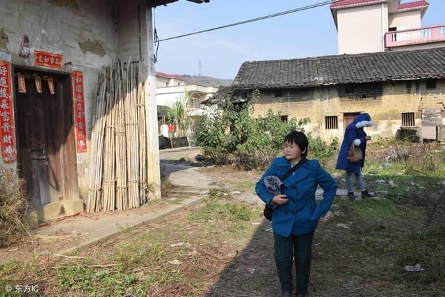新婚首次回婆家过年,婆婆给我介绍了个亲人,我如雷轰顶