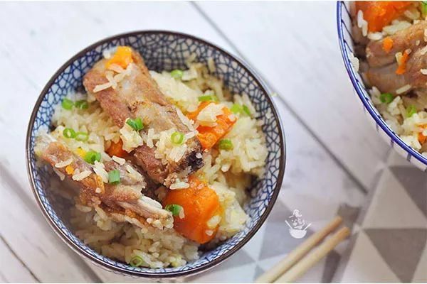 每日推荐|葱香煎饼 山药鸡汤 排骨焖饭 胡萝卜烧土豆