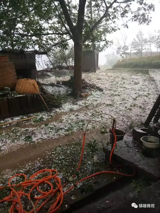 颤抖吧云南人！狂风！暴雨！“鸡蛋大”的冰雹！接下来的天气……