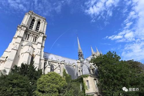世纪悲剧!巴黎圣母院起火或为电线短路!再次敲