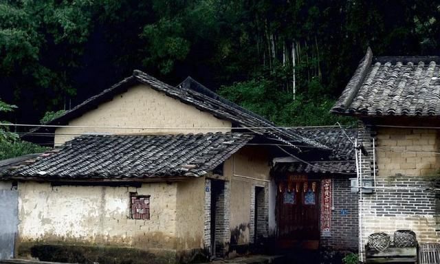 农村老话“男不得初一，女不得十五”是什么意思？