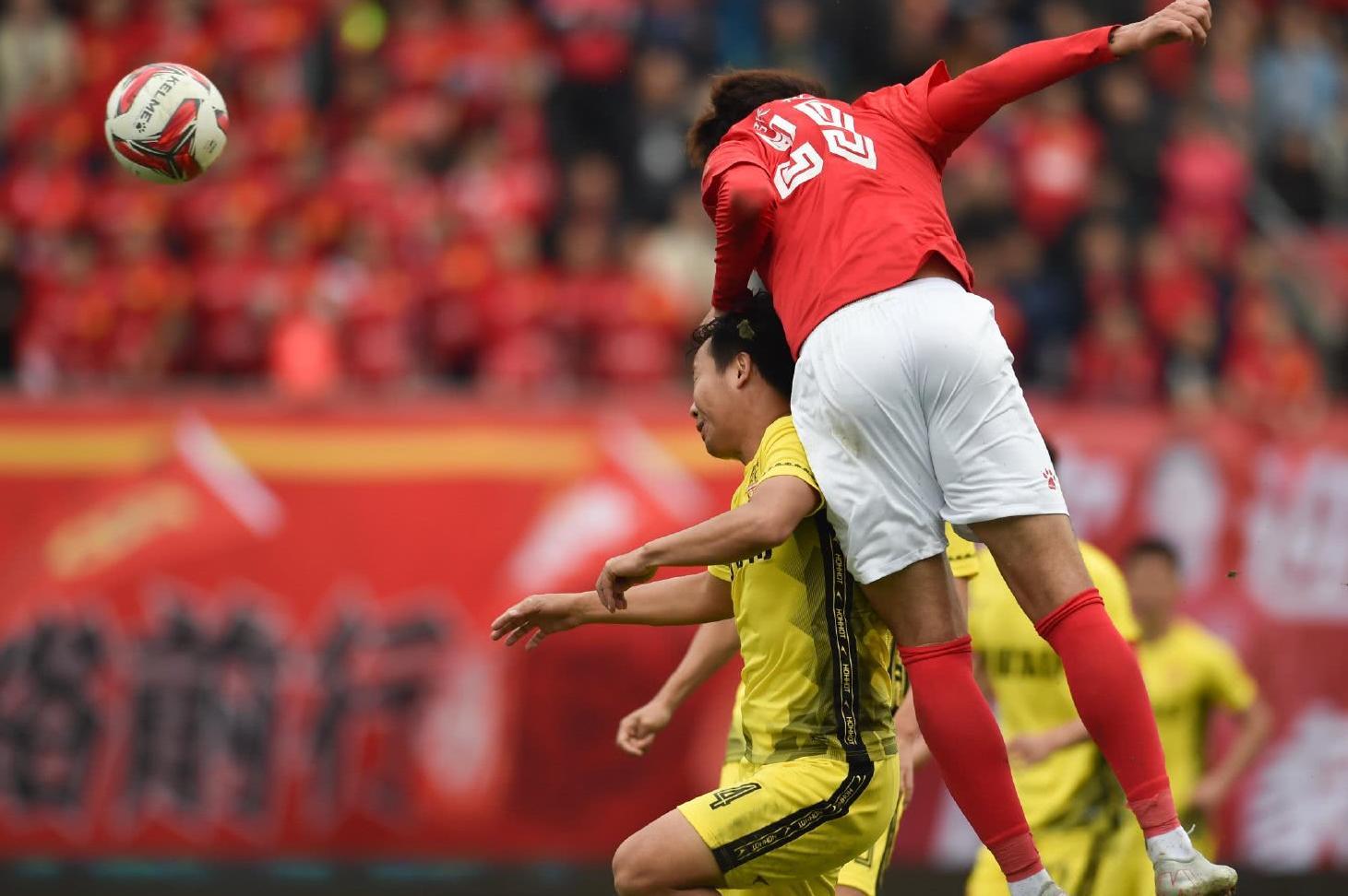 中甲图集:埃万德罗打入唯一进球,四川中甲首秀