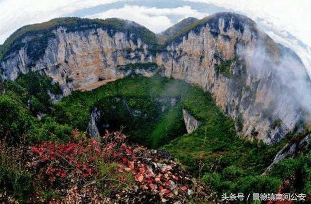 长江三峡天坑之谜，引无数探险者疑惑