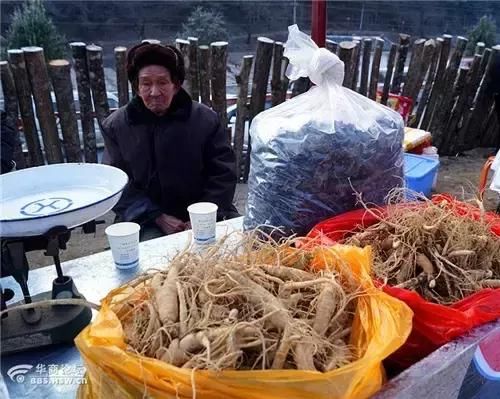 扒一扒陕西最忒色的乡村集市，土鸡山珍干果齐活很！